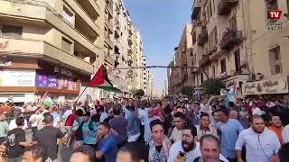 عاجل| مظاهرة جامع الأزهر تدخل إلى ميدان التحرير