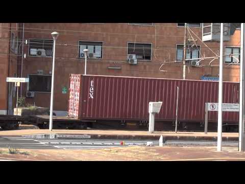 GTS RAIL + 189 CON CONTAINER  MERCI : TRANSITA A GENOVA P. 6 - 8 - 2014.