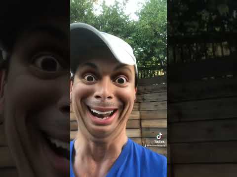 Charlie Davis Gets Called FukFace