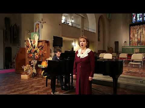 L'Invitation au Voyage - A recital-  Highlights