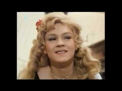 Crossdressing on Cirkus Humberto television show