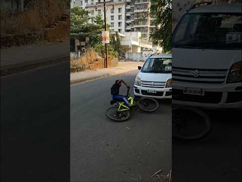 cycle crash with car 😮😟 || #crash  #cycle #shorts #trending #youtubeshorts #viral