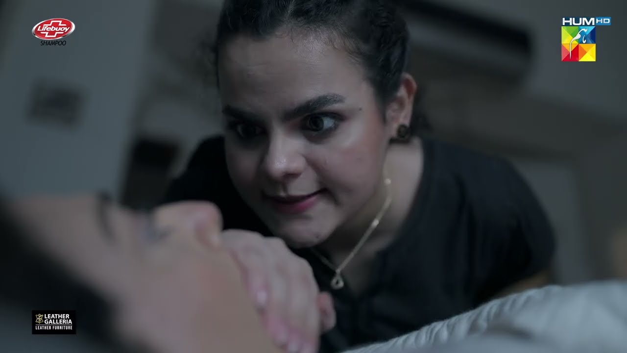 Yeh Mein Kia Dekh Rehi Hu? !!! #zaranoorabbas #mohibmirza - Ek Jhooti Kahani - HUM TV