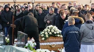 TELEVÍZNE NOVINY - Posledná rozlúčka so zavraždeným novinárom Jánom Kuciakom TELEVÍZNE NOVINY - Posledná rozlúčka so zavraždeným novinárom Jánom Kuciakom