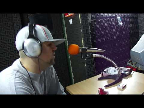 PHYRO SUN FREESTYLE @ MUSICRADIO.GR DJ YOUNG- DJ ICE.MP4