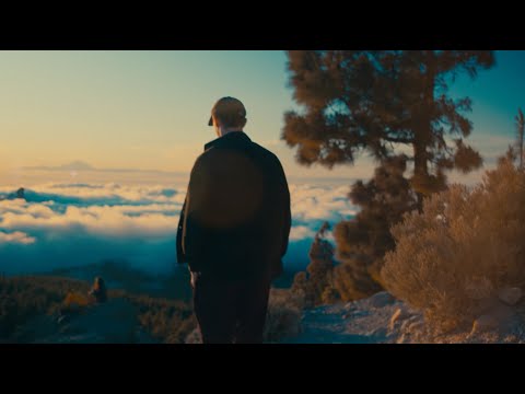 Fejká - Azur (feat. Johanson) Official Video