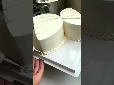 تزيين الكيك على شكل باقة ورد 💐