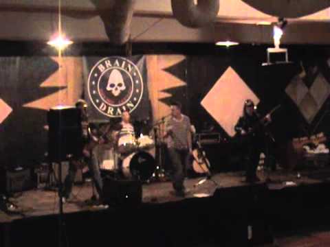 BRAIN DRAIN live @ Dharamshala, Tronzano, 17-03-2012 (Ramones Tribute Band) Judy/Highschool/Brat