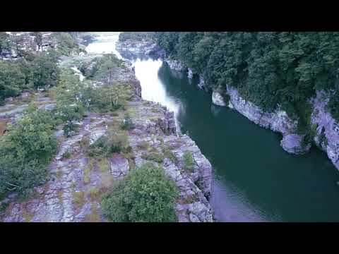 岩畳と秩父赤壁／ジオパーク秩父　Iwadatami and Chichibu Red Cliff