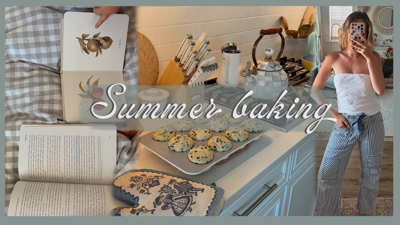 August days...🫐 Lots of baking & cozy moments at home