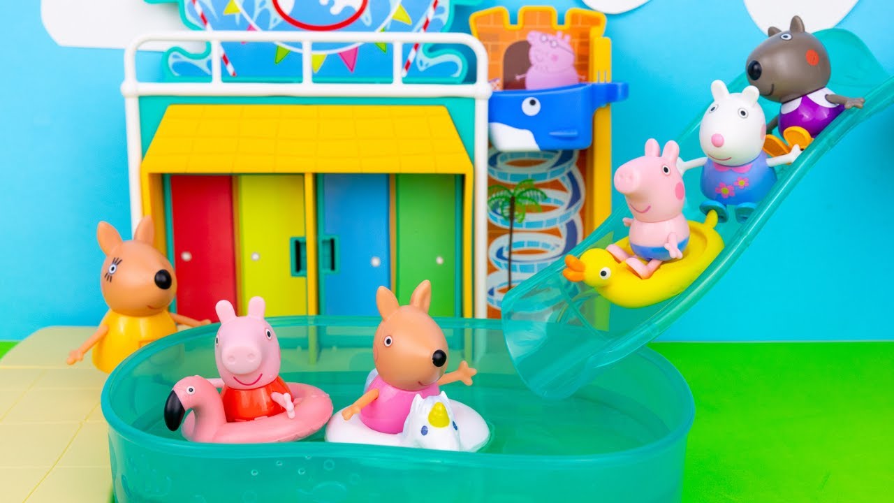 PEPPA PIG tem Aula de Natação no Parque Aquático! | Aprendizagem Com Brinquedos