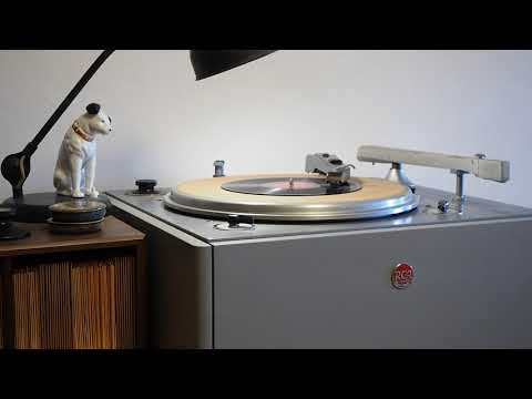 Nice and Cozy / Cozy Cole and his Orchestra