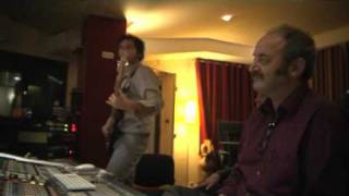 Louis Chedid - On ne dit jamais assez aux gens qu&#39;on aime qu&#39;on les aime - vidéo studio