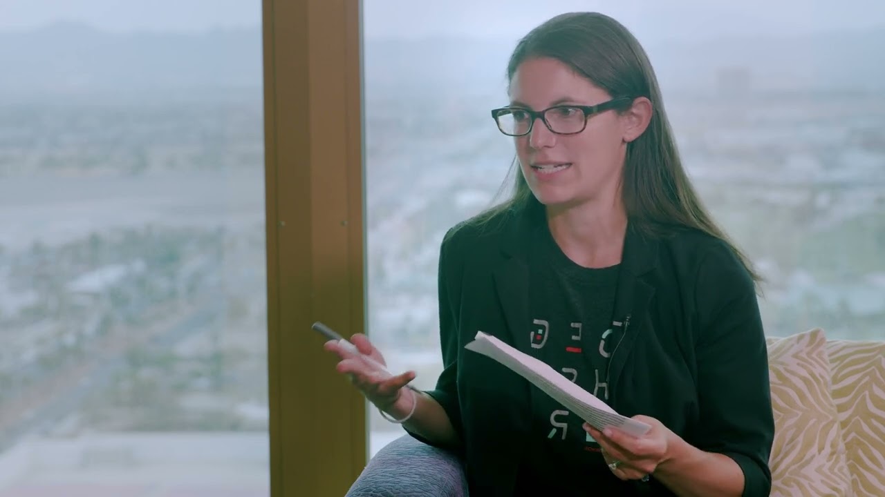 Wendy Nather on the 'Topics That Are Distracting CISOs' - YouTube