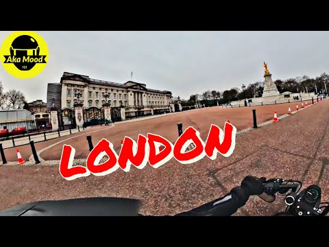 LONDON - A Motorcycle Sightseeing Ride