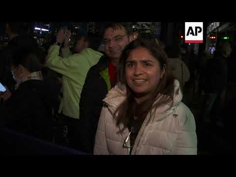 Vivid displays light up Sydney landmarks