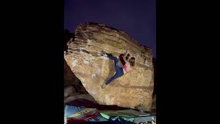 Video thumbnail of Orajel, V9/10. Red Rocks