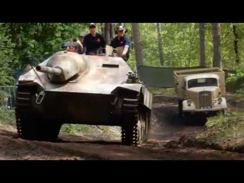 Militracks  2019      Moving and starting the StuG III and Hetzer G-13