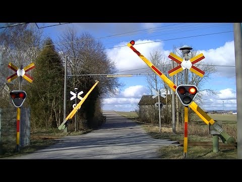 Spoorwegovergang Rydsgård (S) // Railroad crossing // Järnvägsövergång