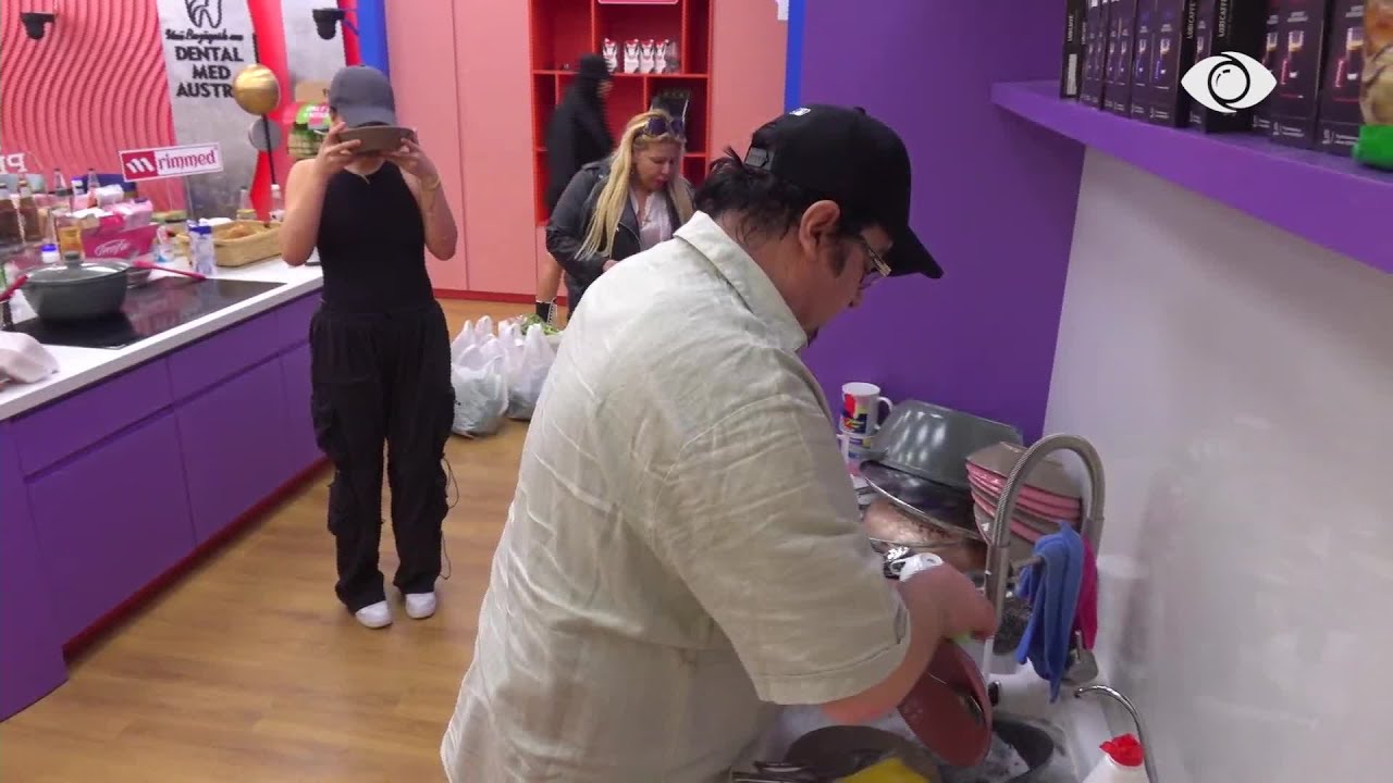 “Hiqeni si goca të urta”/ Çfarë po komenton Gazi? “Duan të hanë në kurriz të…” - Big Brother VIP 3