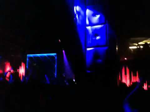 TIESTO drops Nero vs Nicky Romero and Dirty South