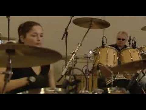 Toss The Feathers - The Corrs feat. Roger Taylor (46664)