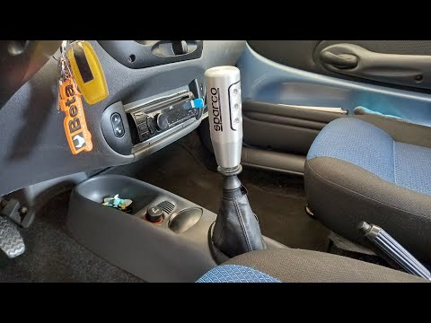 TUNING MONTAGGIO POMELLO DEL CAMBIO SPARCO SPCG102 RACING SU FIAT 600 SEICENTO 1.1 FIRE