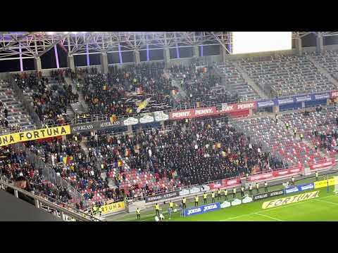 ATMOSFERA FRUMOASA IN GHENCEA! IMNUL ROMANIEI LA MECIUL CU GRECIA