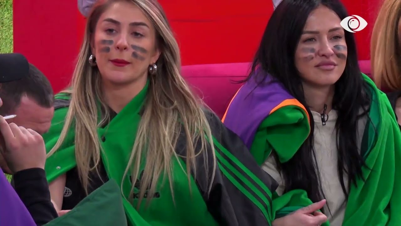 Çfarë të mungon nga nëna? Vesa: Dua t'i dëgjoj zërin! Romeo: Po lodhem duke pritur ta shoh…