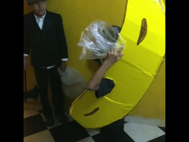 Vídeo relacionado con GYIOFAI 3 Piezas Disfraz Plátano Adulto Hombr Mujer Fruta Unisex, Disfraces Fruta Adulto, Disfraz Despedida Soltera para Fiesta Cosplay Halloween Carnaval