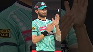 Download lagu Shaheen removed from the attack on his BBL debut 😳 #cricket #bigbash #bbl15 #shaheenafridi mp3