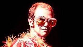 Elton John - Amazes Me- Solo- Live
