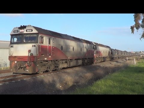 G532-G521: DOWN AWB Grain Train (10/8/2013)