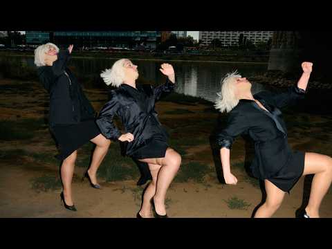 Karolina Czarnecka Official and brutto skład