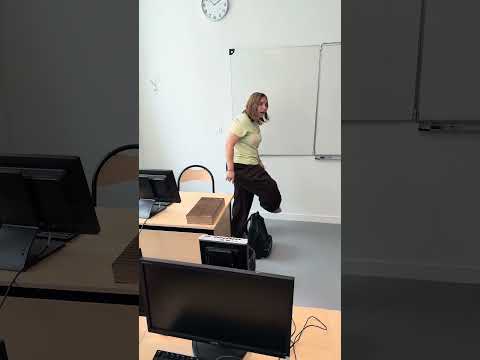Non mais c’est trooooop l’imitation 🤣. Je vous assure je suis pas comme ca 🤣. #teacher #humour