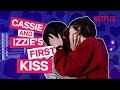 Casey And Izzie's Kiss In Atypical - Still Watching Netflix Casey And Izzie's Kiss In Atypical