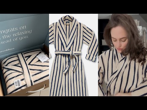 Brooklinen Robe Unboxing l Super Plush Robe Try on Review l Aesthetics of Olive