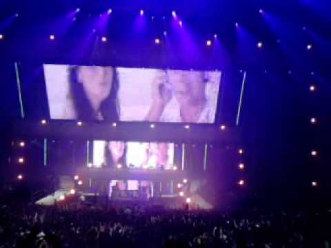 ASOT 450 - Wroclaw (Poland) Armin van Buuren "in & out of love"