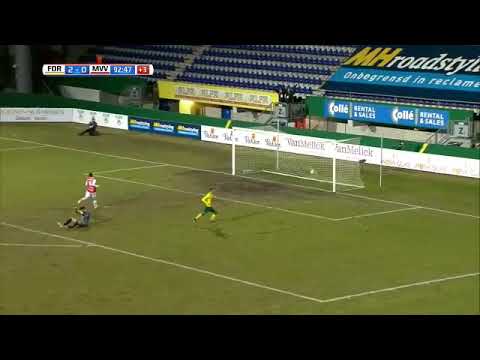 legend askovski daagt mvv publiek uit