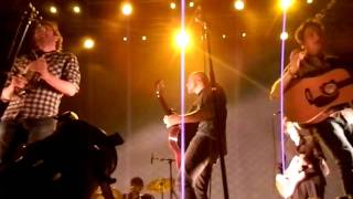 Milow - California Rain (with Martin &amp; James) @ Eindhoven (NL) - april 25th, 2011