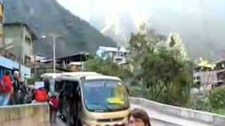 preview picture of video 'Machu Picchu - Cusco Train, River, Tunnel, Aguas Calientes'