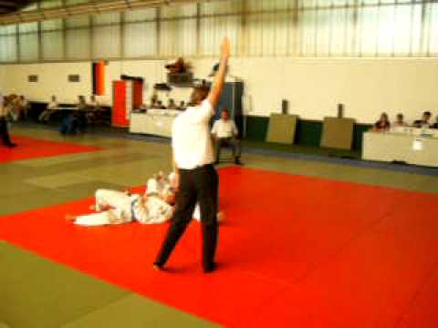 Dmitrij Malcev (Sambo 07) für TV Ülzen in der Bezirksliga 2009 (Kampf 3)