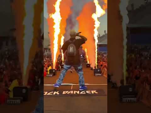 Major RD faz show explosivo ✈️