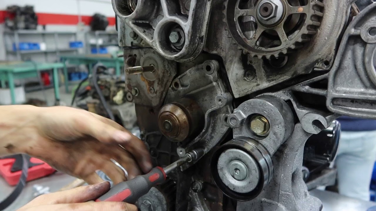 Watch Sustitución de la correa de distribución de un Motor Renault 1900 130cv Diésel Now Sustitución de la correa de distribución de un Motor Renault 1900 130cv Diésel