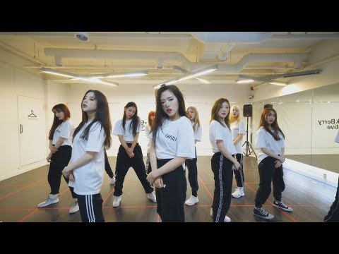 이달의 소녀 (LOONA) "BTS (방탄소년단) - 불타오르네 (FIRE)" Dance Cover