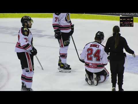 Mise en échec Maxime Ouimet sur Dave Labracque + Coup de poing de Labrecque - 16-12-2021