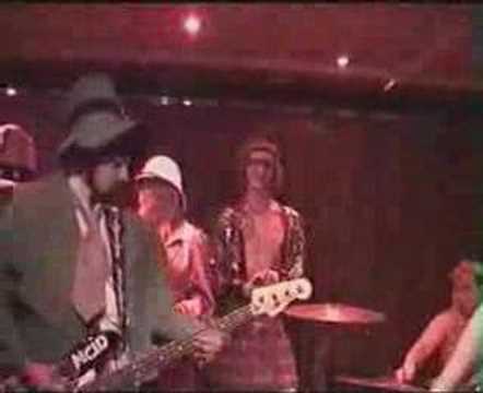 THE TWITS - What The Fuck Are You Wearing (live)