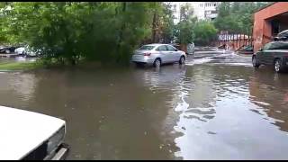 Шторм, дождь, град в Мытищах 30 июня 2017 года

Новомытищинский проспект, дом 49 корпус 1,2,3,4

Сайт мытищинцев