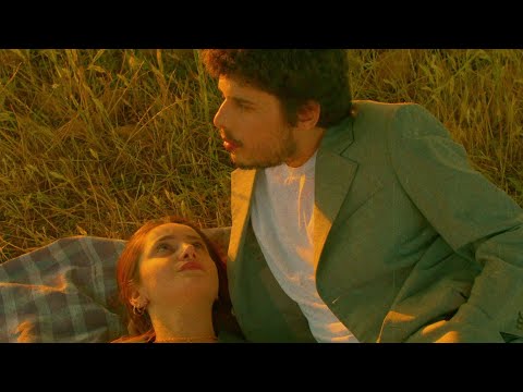 Ahmet Hatipoğlu - Saatin Kaç (Official Music Video)