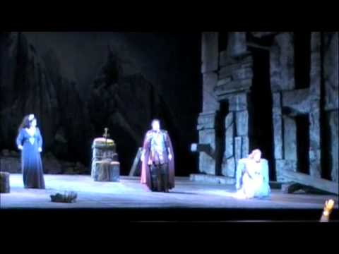 Norma Act 1 finale trio: Elizabeth Blancke-Biggs